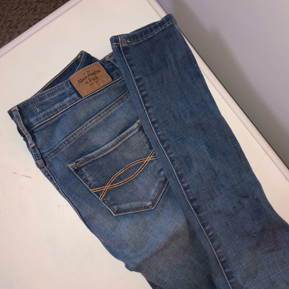 skinny jeans with no holes, worn , 00 - Picture 2 of 3